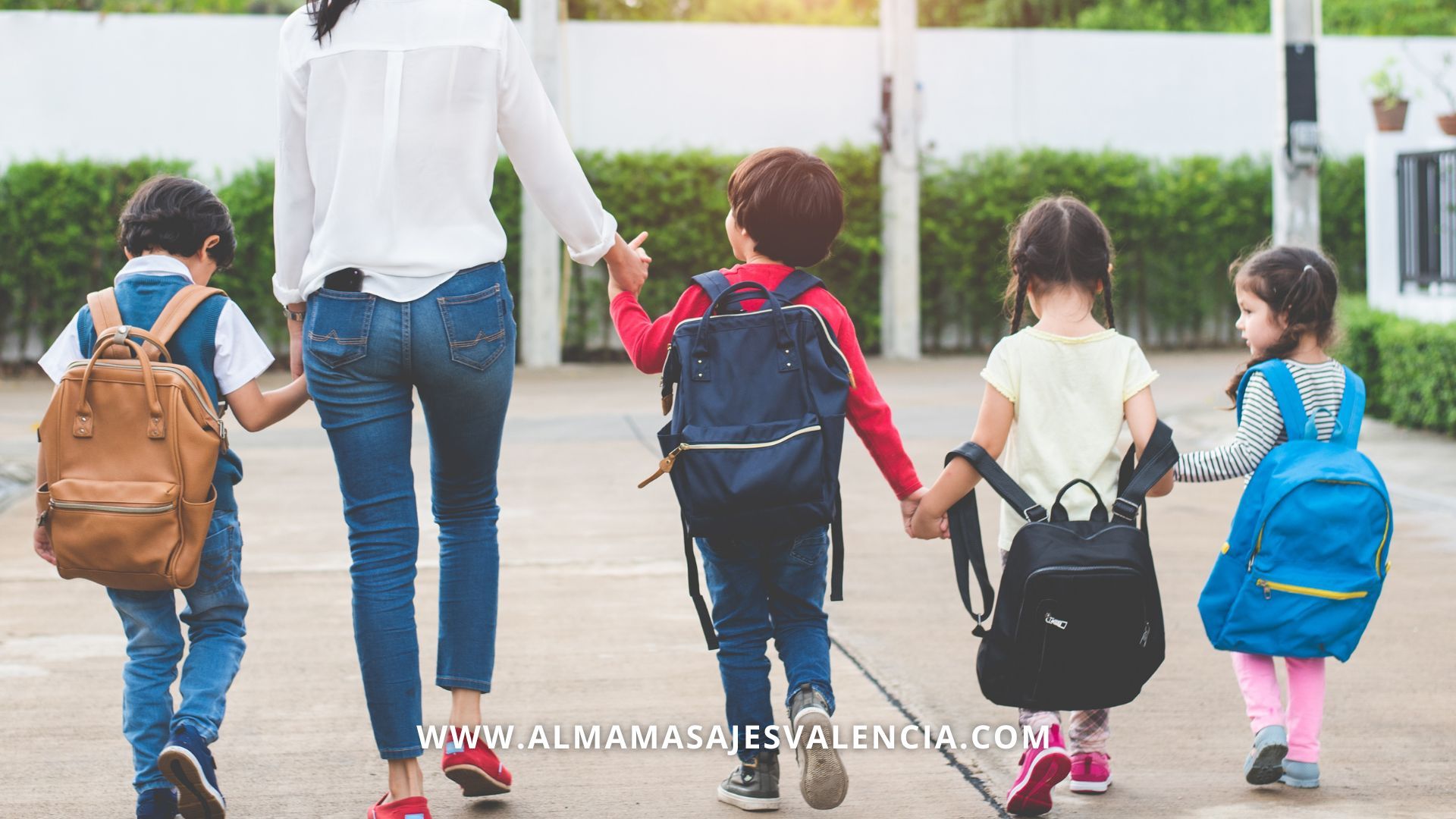 Septiembre y masaje relajante: tu mejor aliado en la vuelta al cole | September and relaxing massage: your best ally for going back to school