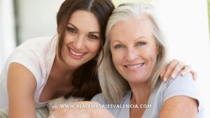 Regalar un masaje para mamá: el mejor detalle  | Giving Mom a massage: the best gift